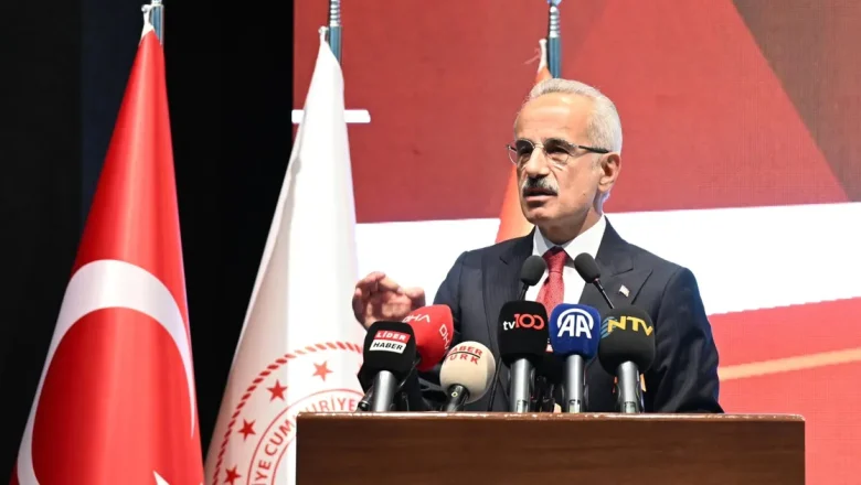 Bakan Uraloğlu: Depremde ulaşım yapılarımız hasar görmedi