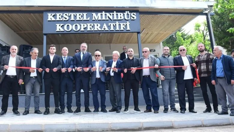 Bursa Kestel’de Minibüs Kooperatifi’nin yeri yenilendi
