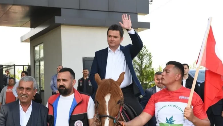 Bursa Osmangazi’de geleneksel rahvan at koşusu coşkusu