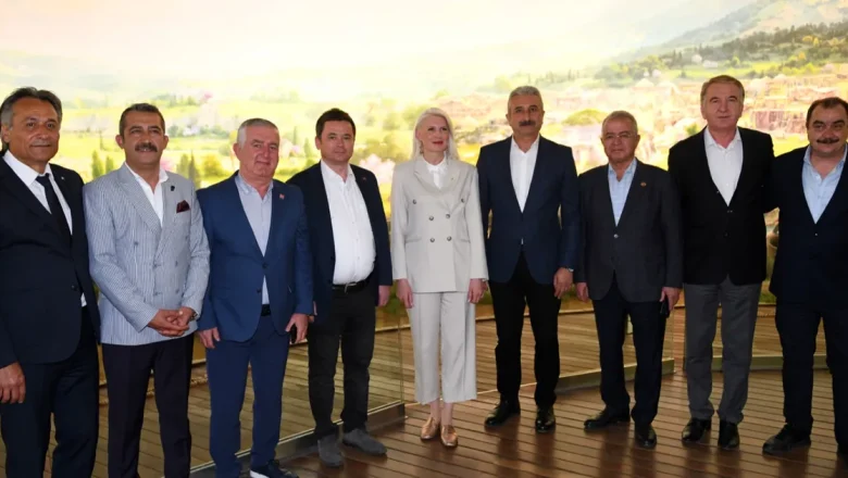 Osmanlı başkentleri Osmangazi’de buluştu