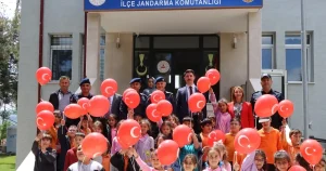 bilecik-pazaryerinde-500-ogrenci-jandarma-komutanliginda-Q2j7PVi2.webp