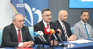 btuden-liselilere-iki-dev-proje-akademisyenler-okullarda-ogrenciler-universitede-J6viMuZE.webp