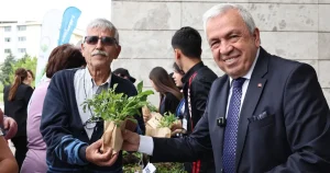 bursa-niluferde-310-bin-fide-vatandaslarla-bulusuyor-DOalEkrv.webp