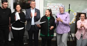 bursa-osmangazide-ozel-gereksinimli-bireyler-cok-mutlu-2S4NjgIq.webp