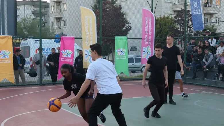 Bursa’da ‘sokak basketbolu’ heyecanı