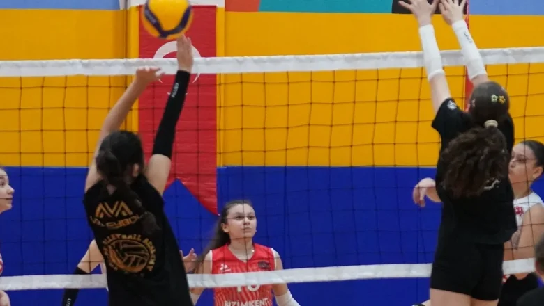 İstanbul Beylikdüzü’nde voleybol turnuvası başladı