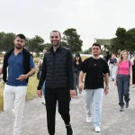 izmir-ciglide-genclik-ataturk-icin-yurudu-RFcCp6OJ.webp