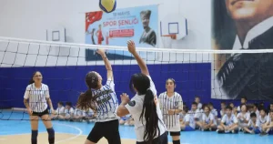 izmir-karabaglarda-19-mayis-spor-senligi-heyecani-pWZ44h6w.webp