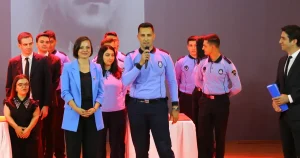 izmir-karabaglarda-aday-memurlar-yemin-etti-TSParIJf.webp