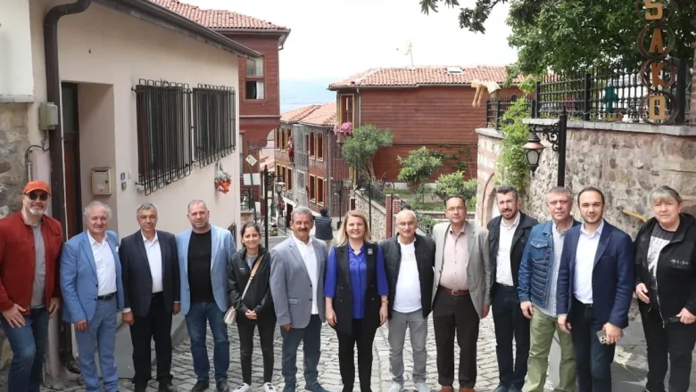 Kapanca’da söz sanatın, sahne sokakların!