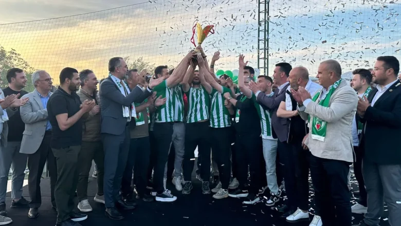 Kestel’de birliktelik, şampiyonluk getirdi!