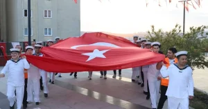 kocaeli-cayirovanin-ozel-askerlerine-kina-gecesi-DDxXiY9U.webp