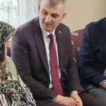 kocaeli-golcukten-annelere-anlamli-ziyaret-EnPKFeLe.webp