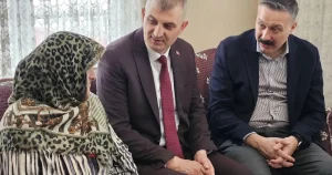 kocaeli-golcukten-annelere-anlamli-ziyaret-EnPKFeLe.webp