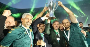kocaeli-sampiyonluk-kupasini-kaldirdi-ONqnBBc9.webp