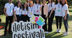 kocaelide-iletisim-ogrencileri-bulusuyor-4kvPYBEa.webp