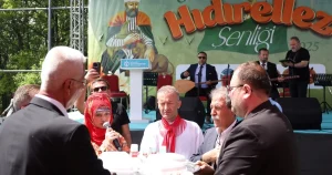 kocaelinde-hidirellez-senlikleri-buyuksehirle-renkli-gecti-YDALhdcK.webp