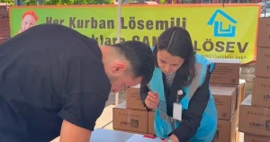 losev-istanbulda-mutluluk-paylastikca-cogaliyor-aOKy4n4L.webp