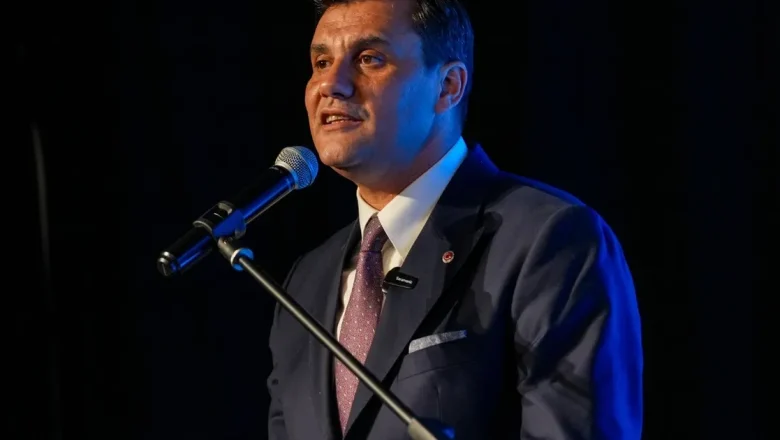 Manisa Büyükşehir yeni nesil uygulamalarını tanıttı