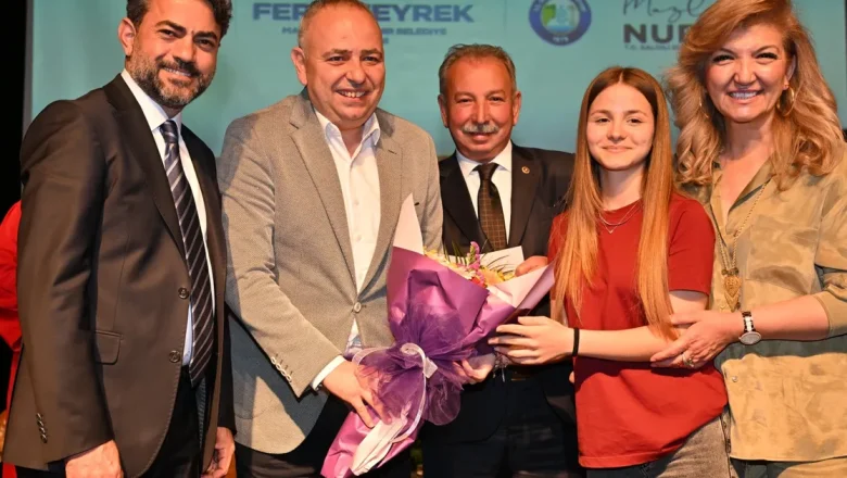 Manisa Salihli’de şiire açılan pencere yeniden aralandı