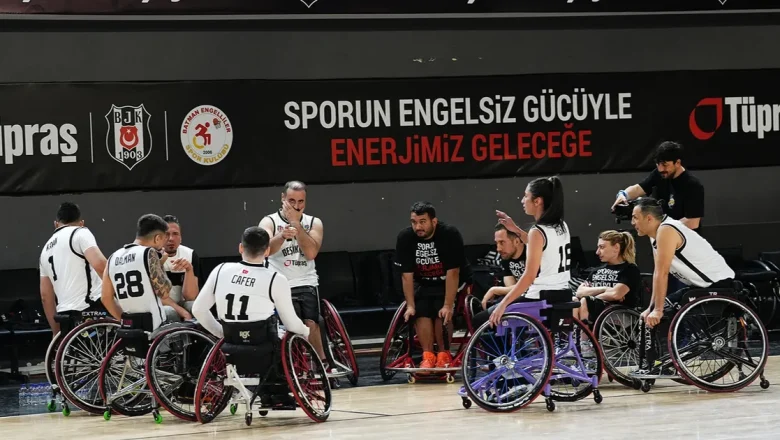 Tekerlekli sandalyeliler potada dostluk maçında buluştu
