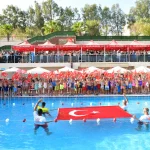 İzmir Çiğli'den yüzme şenliği ve madalya töreni